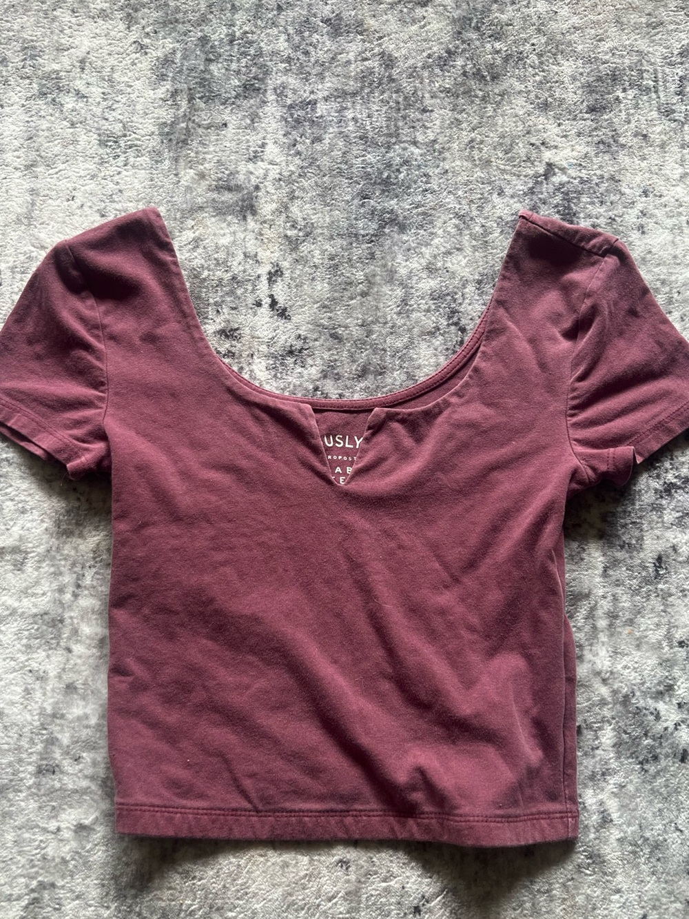 Aeropostale Seriously Soft Cropped Baby Tee with V-neckline